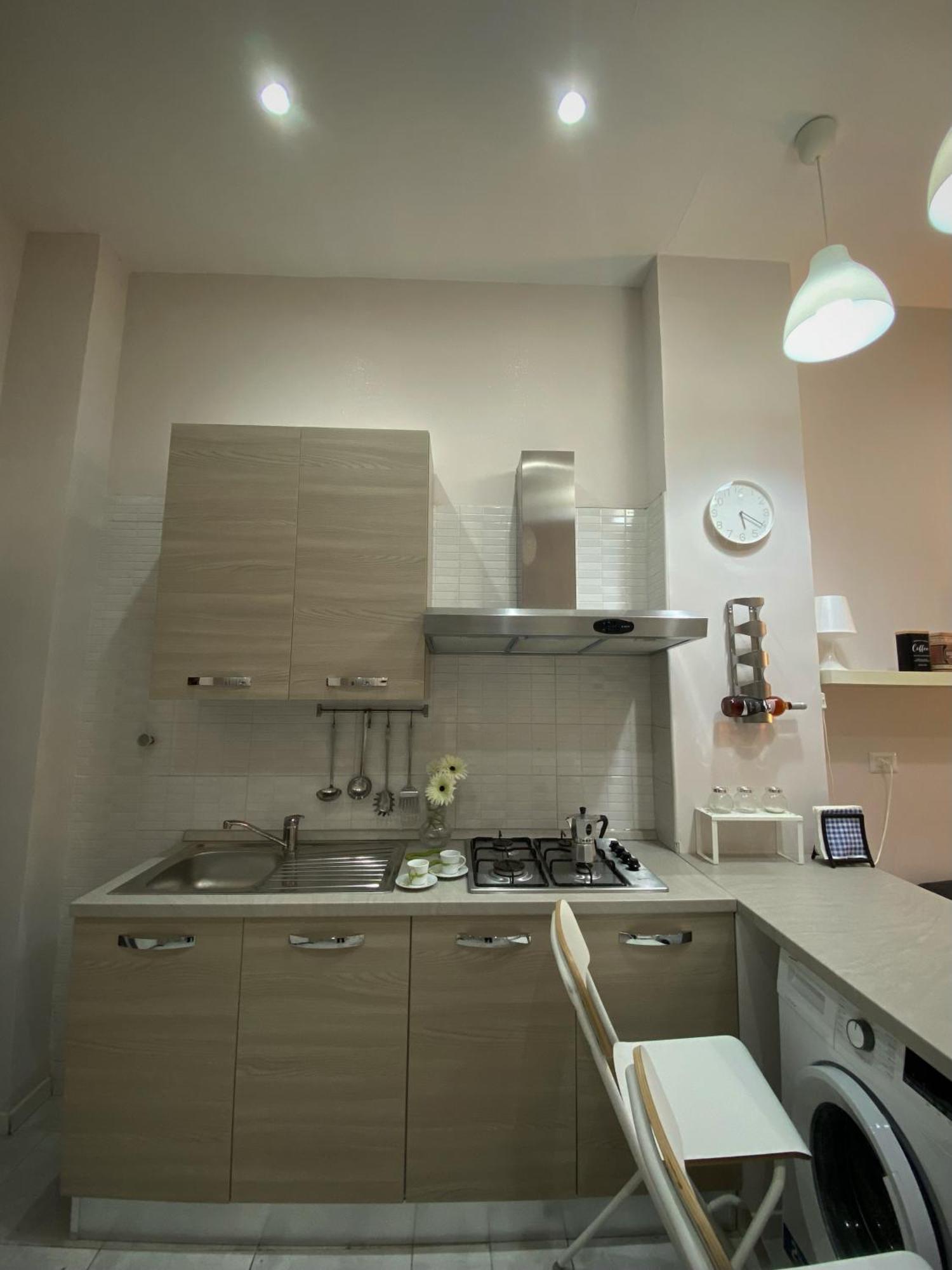 La Casa Al Centro " Vicino Al Centro Storico Di Napoli" Lägenhet Exteriör bild