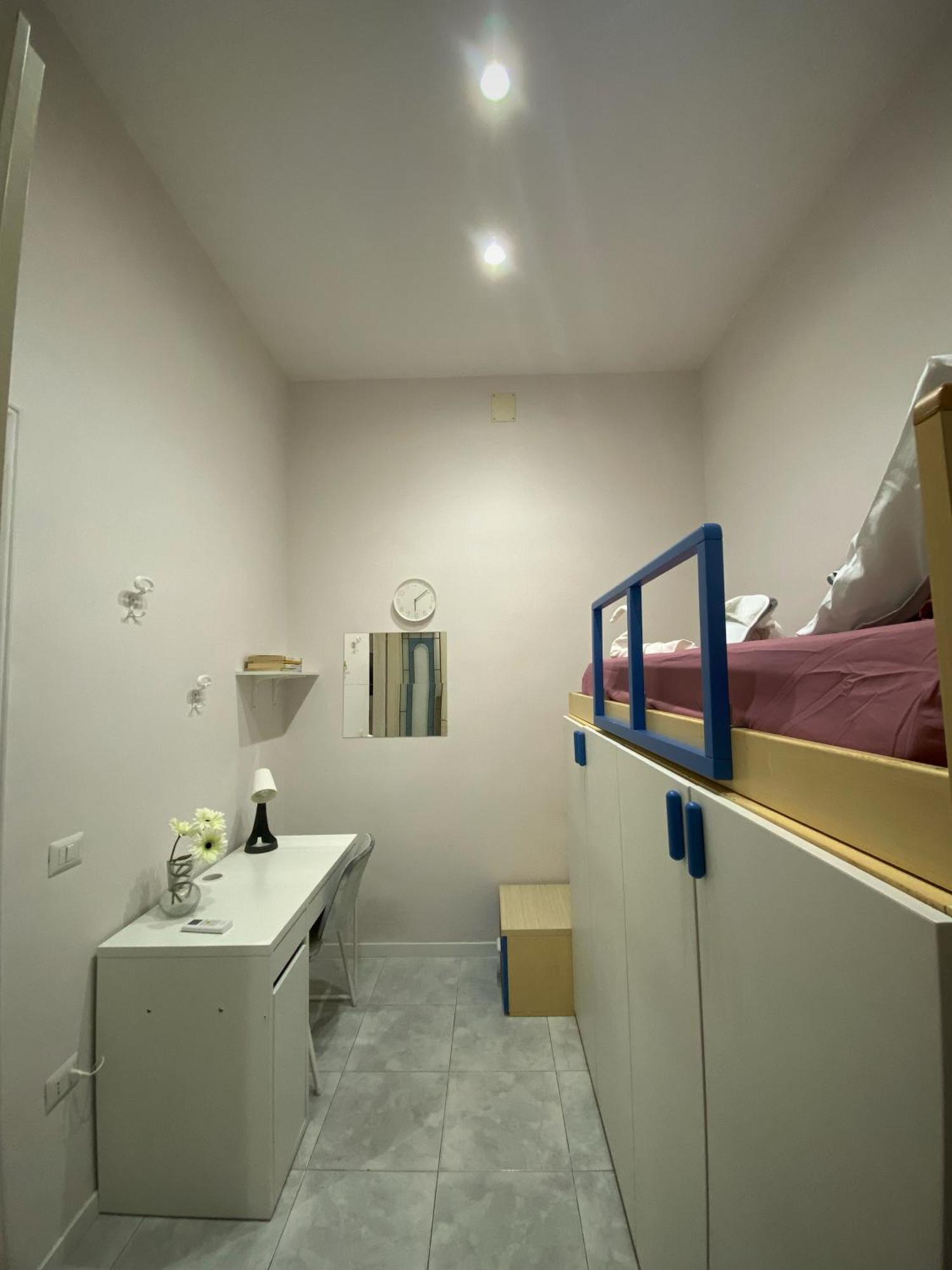 La Casa Al Centro " Vicino Al Centro Storico Di Napoli" Lägenhet Exteriör bild